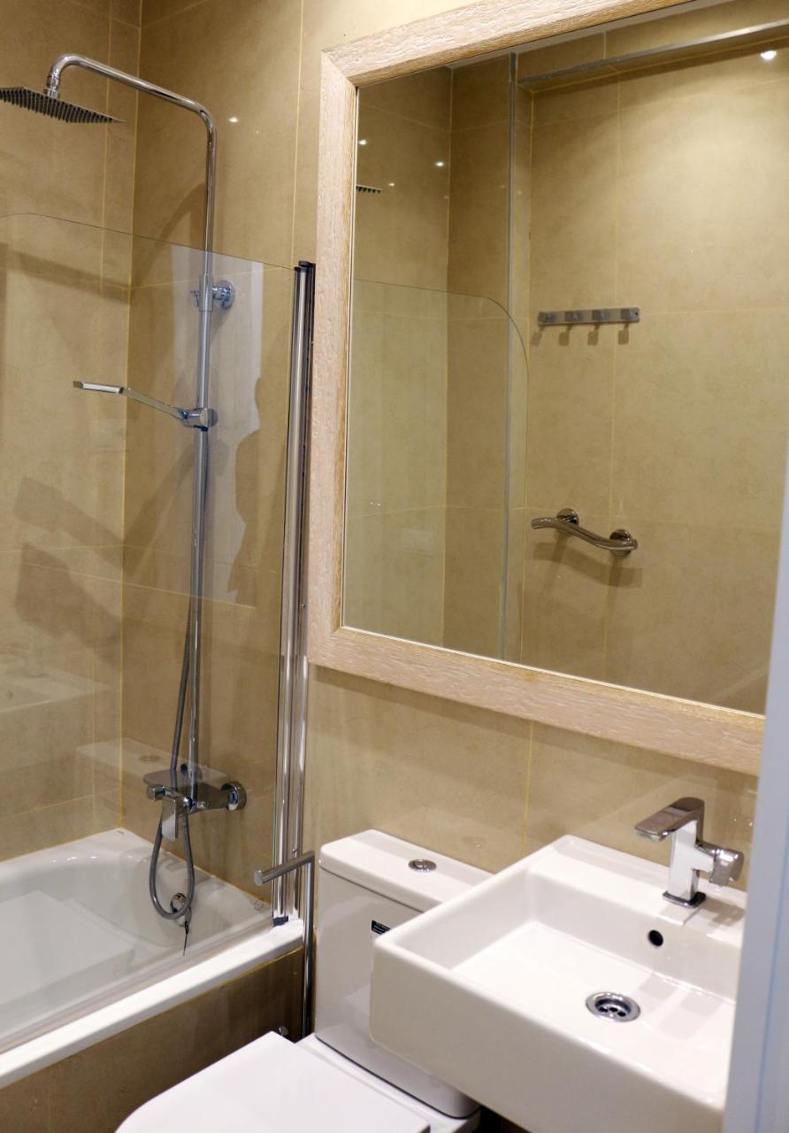 Valencia Town Center New Apartments Экстерьер фото